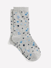 Light Grey Scalloped-Edge Crew Socks with Floral Print