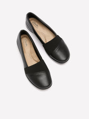 Wide Width, Kaetlyn Rhea Black Leather Shoe - Clarks
