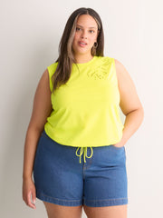 Straight-Fit Sleeveless Bubble Knit Top with Embroidery
