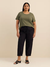 Barrel-Leg Poplin Pant