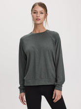 Crew-Neck Pullover - DRY-LUX (R) Hyba Essentials