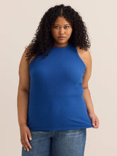 Fitted Halter-Neck Rib Knit Tank Top
