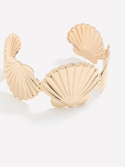 Golden Shell-Shaped Cuff Bracelet