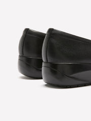 Wide Width, Kaetlyn Rhea Black Leather Shoe - Clarks
