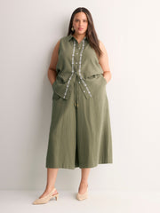 Sleeveless Buttoned-Down Shirt with Embroidery Placket