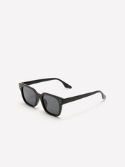 Black Wayfarer Sunglasses