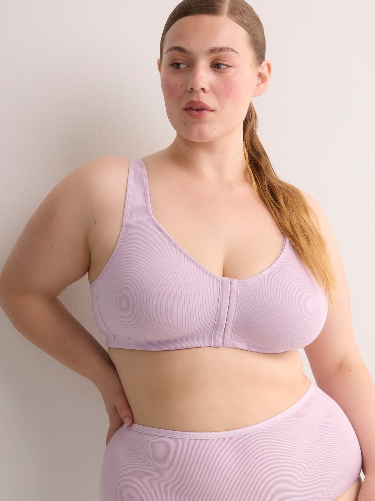 Lavender Wireless Front-Closure Ribbed Knit Bra - ti Voglio