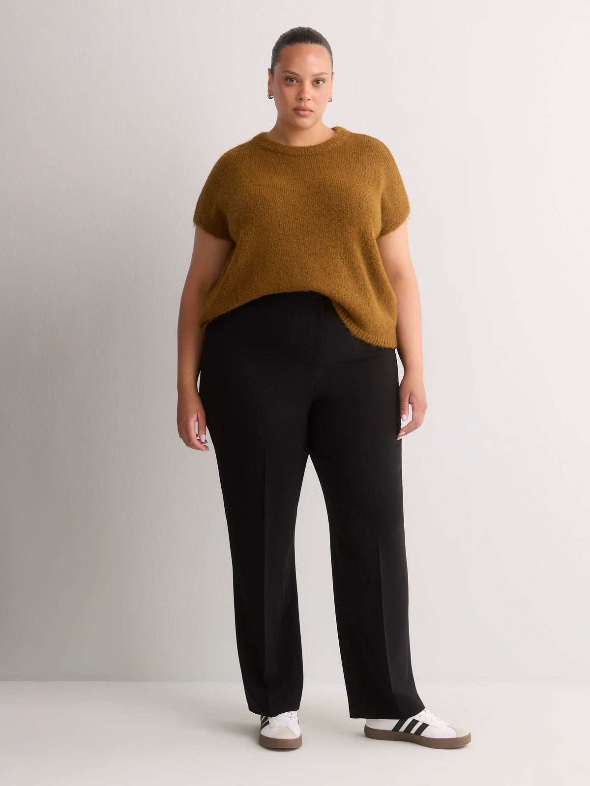 Black Straight-Leg City Pant