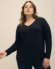 Long Black Modern-Fit Tee - PENN. Essentials