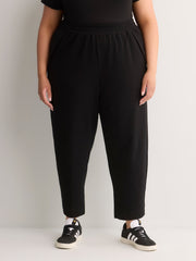 Black Pull-On Barrel-Leg Knit Jogger Pant - Active Zone