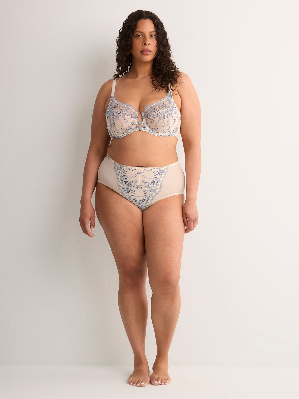 Grey Mesh Brief with Embroidered Front - Déesse