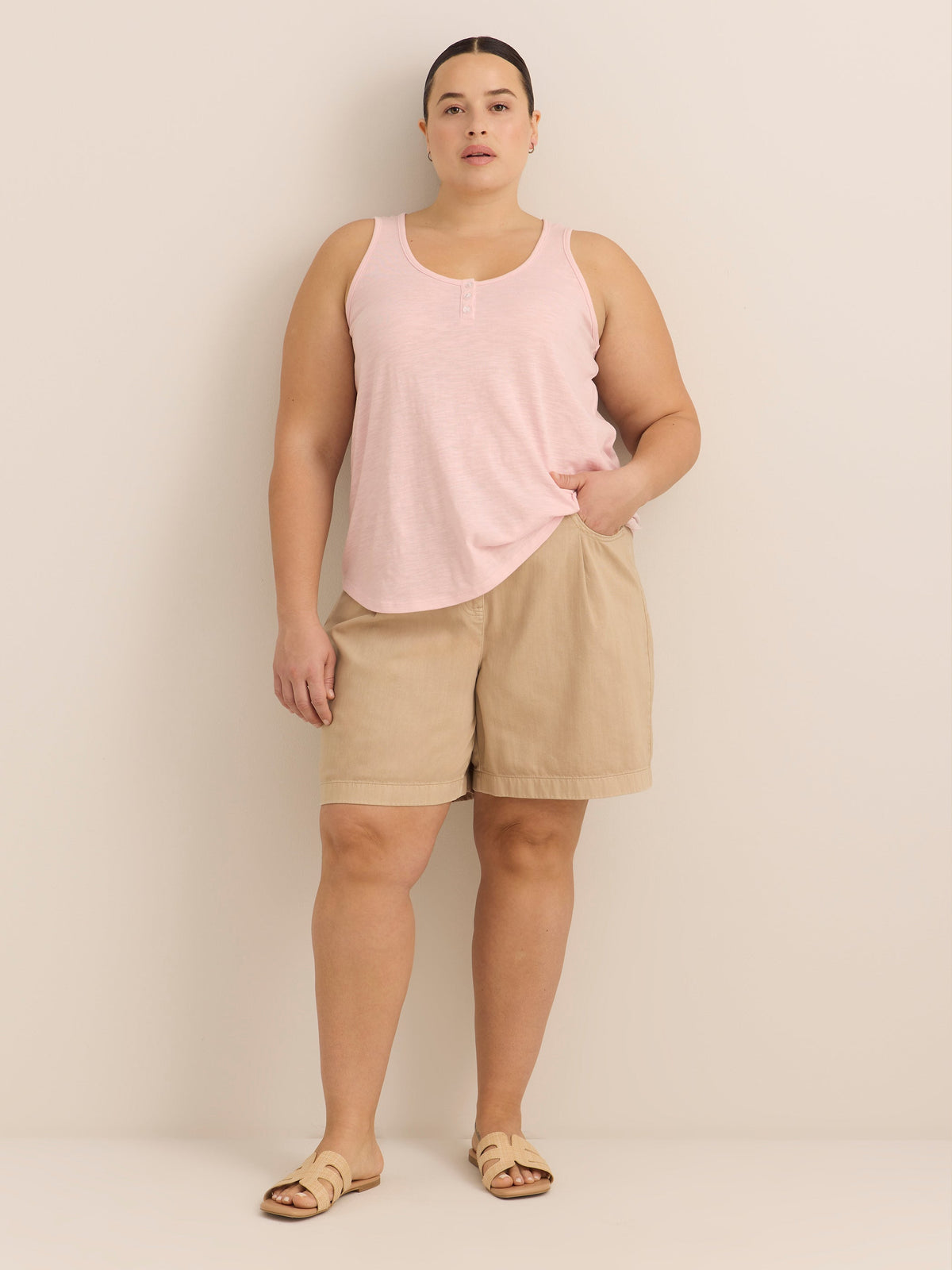 Cotton Tencel Blend Bermuda Short
