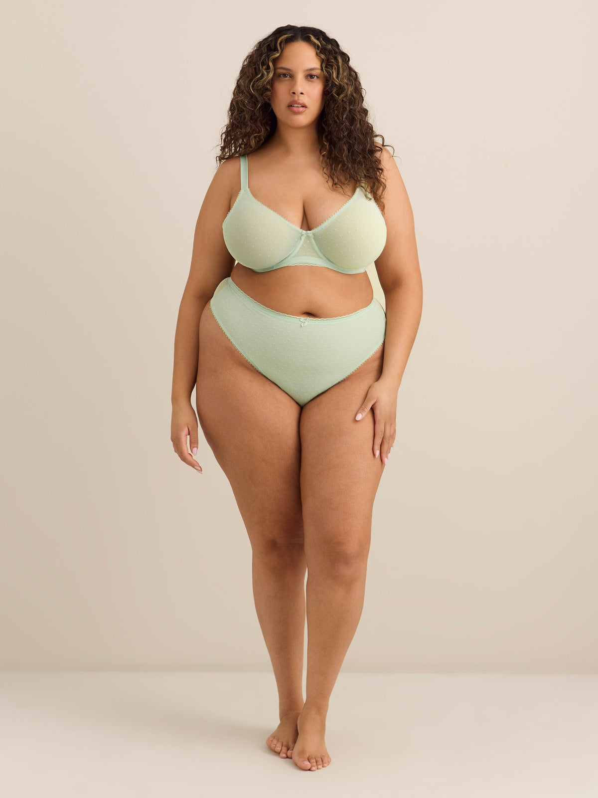 Clip Dot Mesh Thong - Déesse Collection