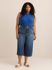 Fitted Halter-Neck Rib Knit Tank Top