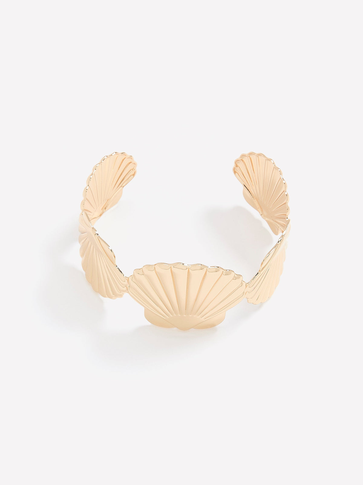 Golden Shell-Shaped Cuff Bracelet