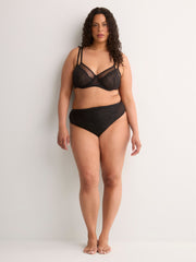 Black Lace and Mesh Thong - Déesse