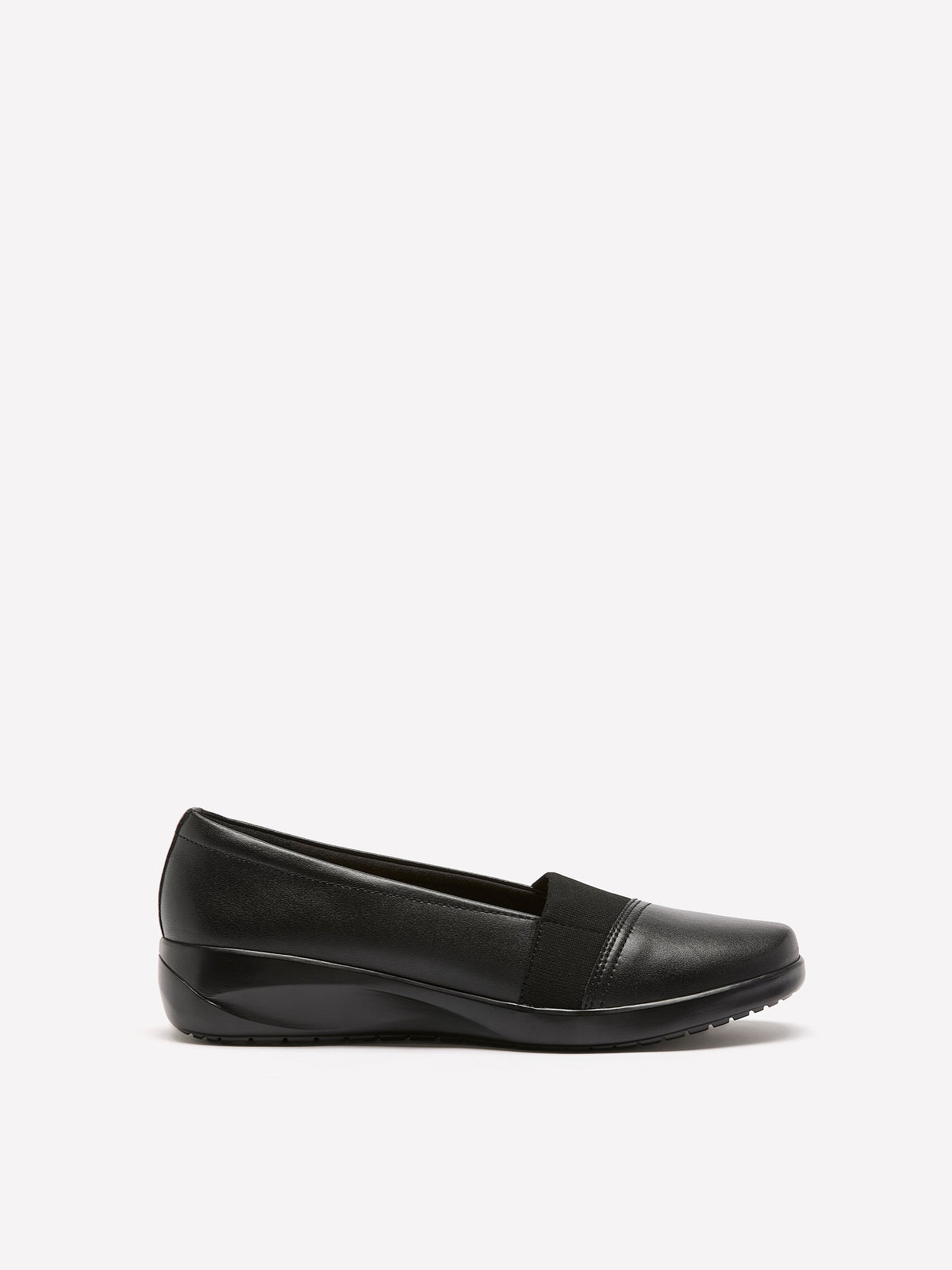 Wide Width, Kaetlyn Rhea Black Leather Shoe - Clarks