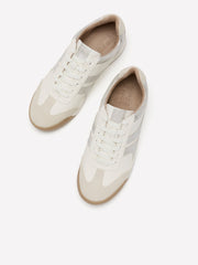 Wide Width, White Garnet Lace-Up Sneakers - Naturalizer